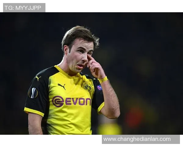 武汉网球队的拼搏之路:从默默无闻到世界杯舞台的辉煌历程 武汉网球队的拼搏之路:从默默无闻到世界杯舞台的辉煌历程